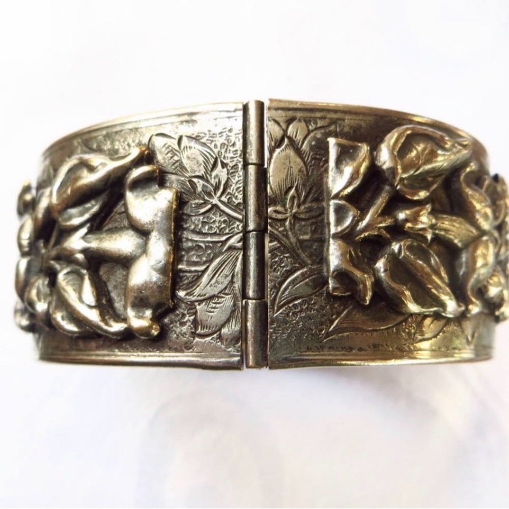 Sterling Silver Art Nouveau Bangle Flower Motif - Picture 4 of 5